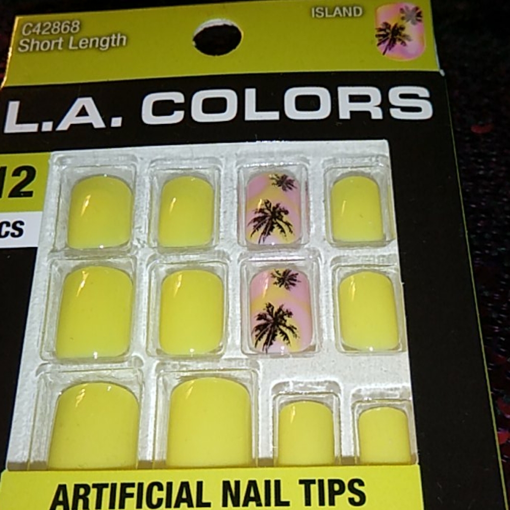 Short length artificial nail tips 12pcs w/glue